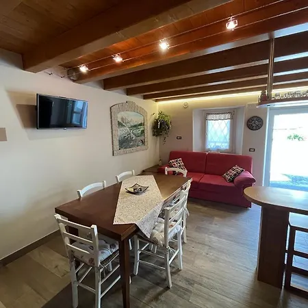 בית נופש Casa Vallenari *